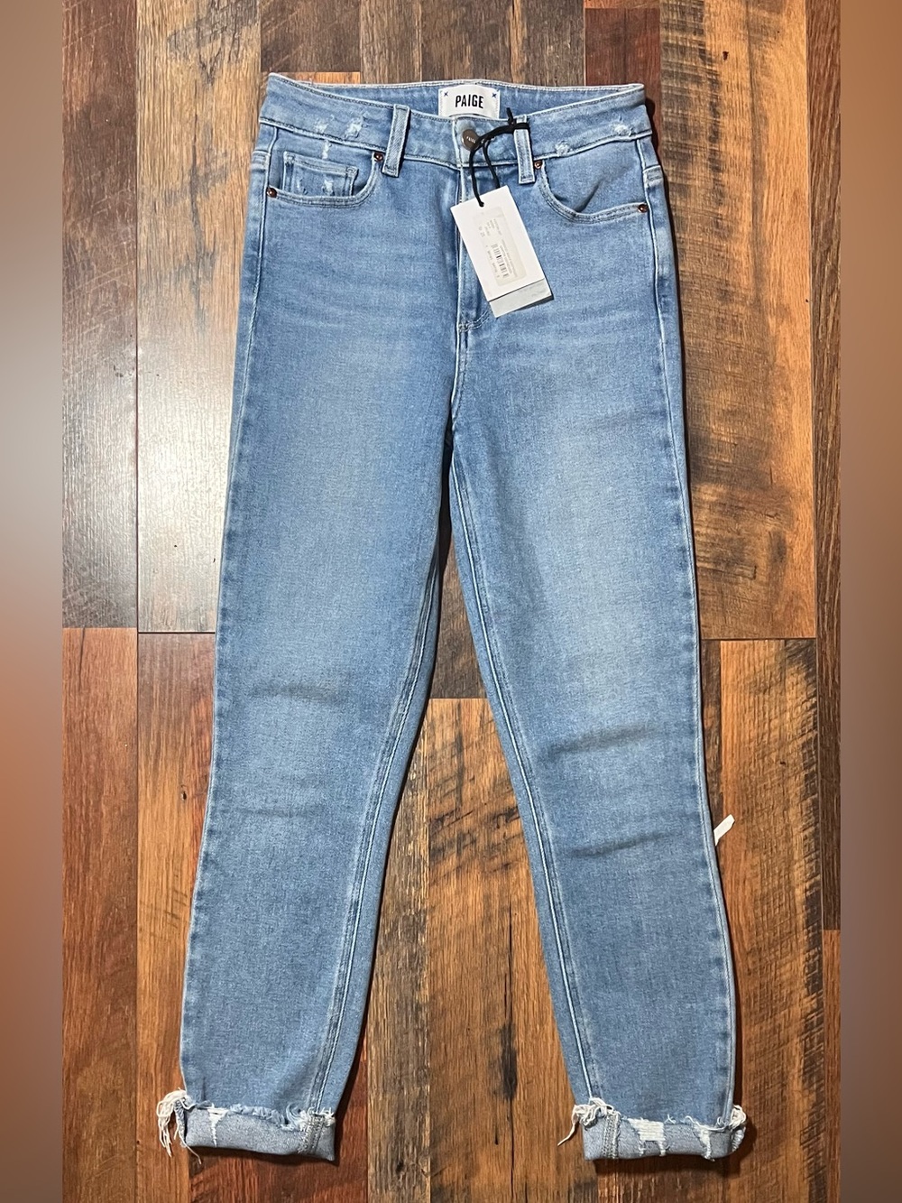 PAIGE Women's Light Wash ankle distressed jeans size 25